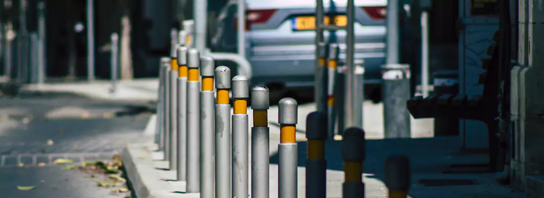 Safe and Convenient Retractable Barrier Column Systems for Properties in Haines City, FL